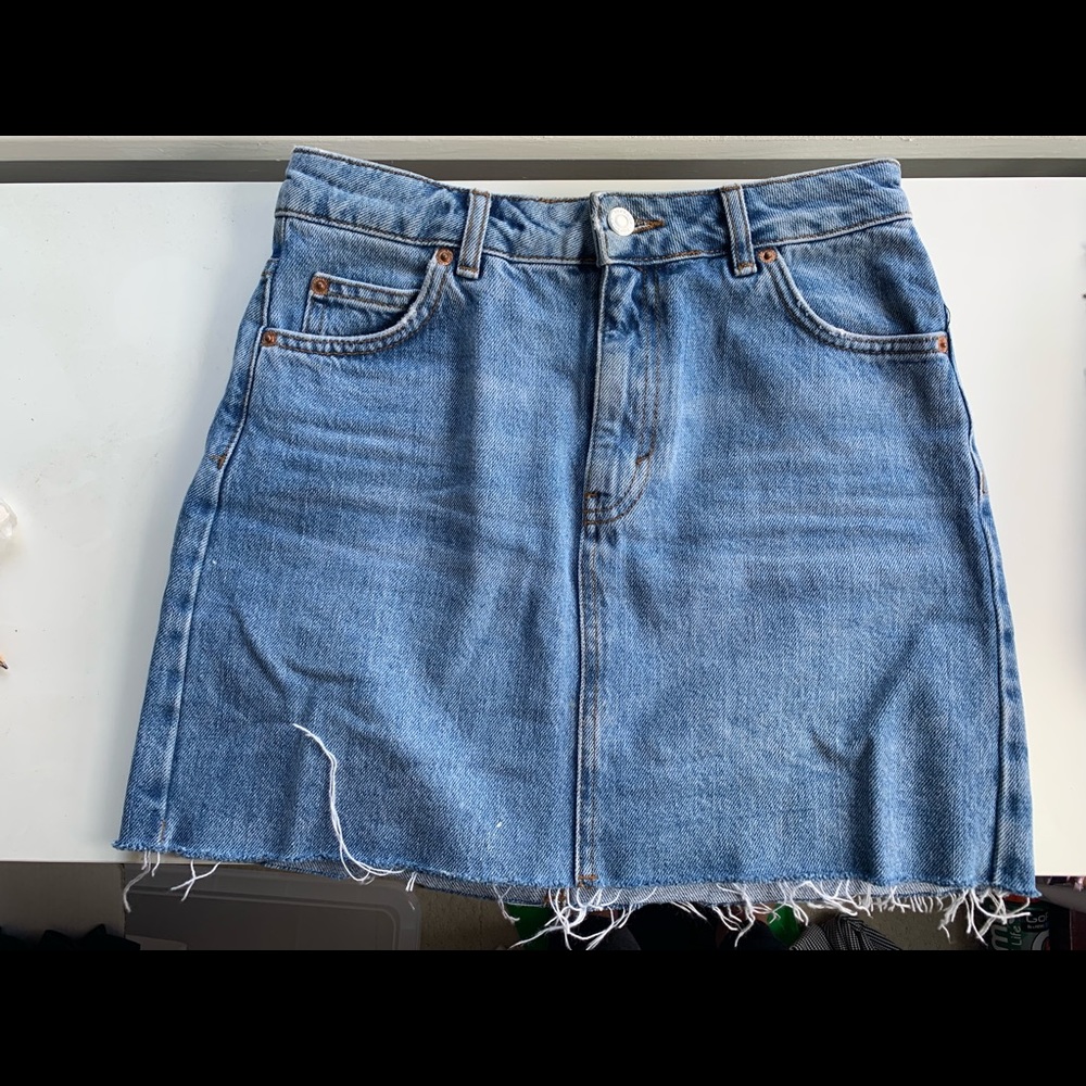 Top shop moto denim skirt!